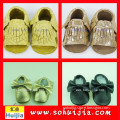 Hot 2015 new product OEM factory wholesale beautiful color tassels and bow moccasin small quantity orders slippers